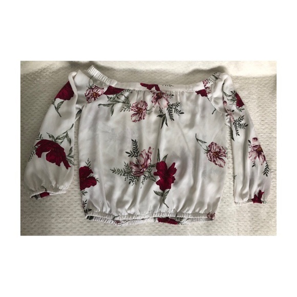 DYNAMITE semi crop top - XS - Picture 2 of 5